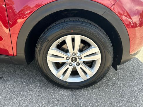 Used 2018 Kia Sportage LX AWD/4WD image 25