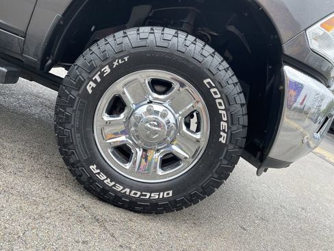 Used 2017 RAM 2500 SLT w/ Snow Chief Group AWD/4WD image 11