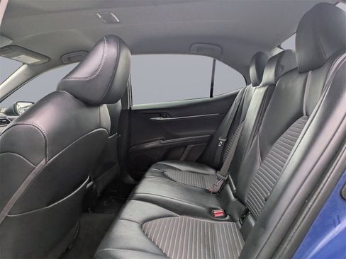 Used 2023 Toyota Camry SE image 13