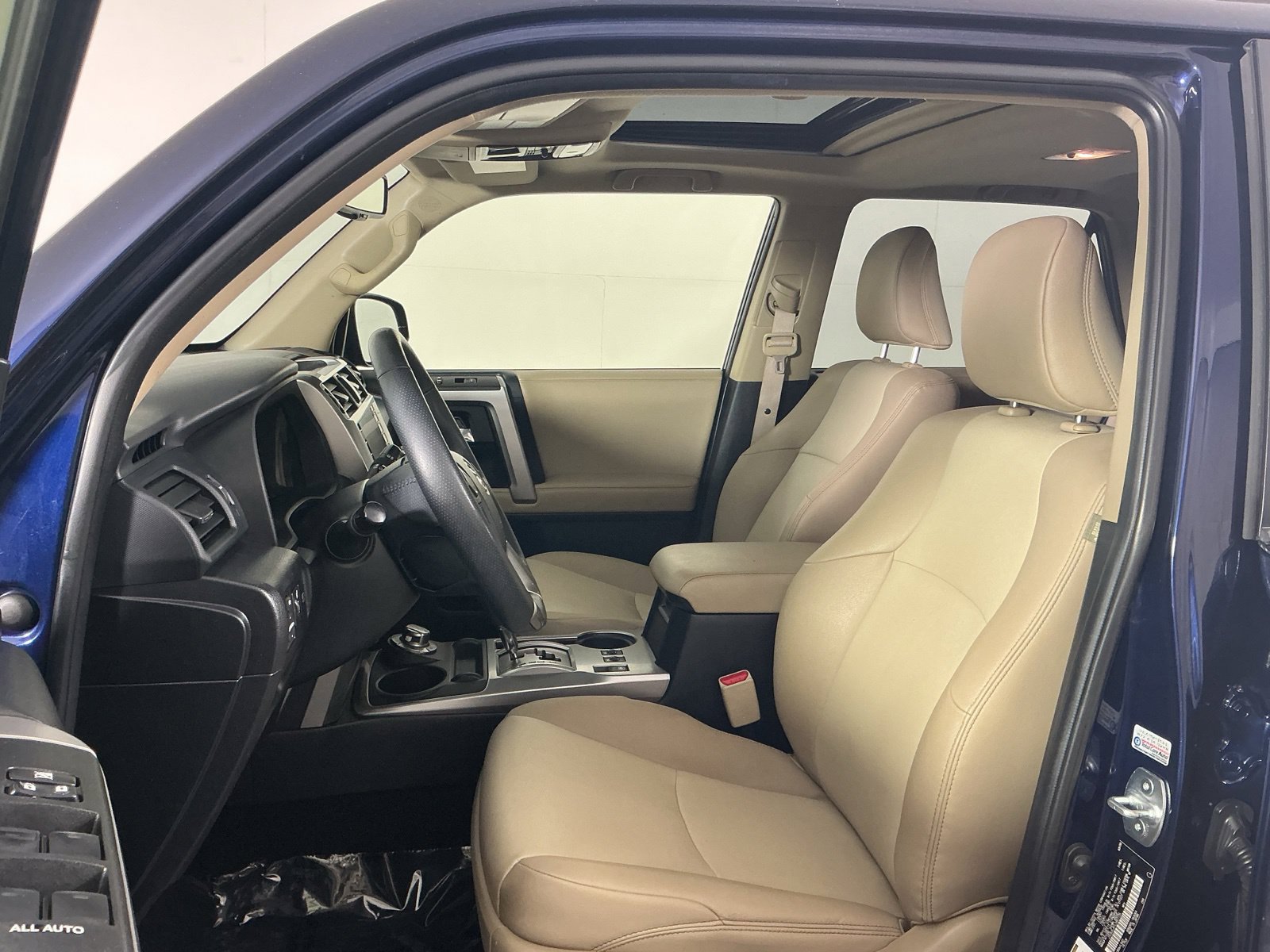 Used 2020 Toyota 4Runner SR5 Premium w/ Moonroof Package AWD/4WD image 12