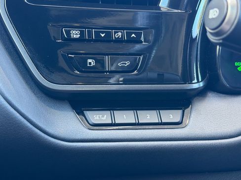 Certified 2025 Lexus TX 500h AWD image 38