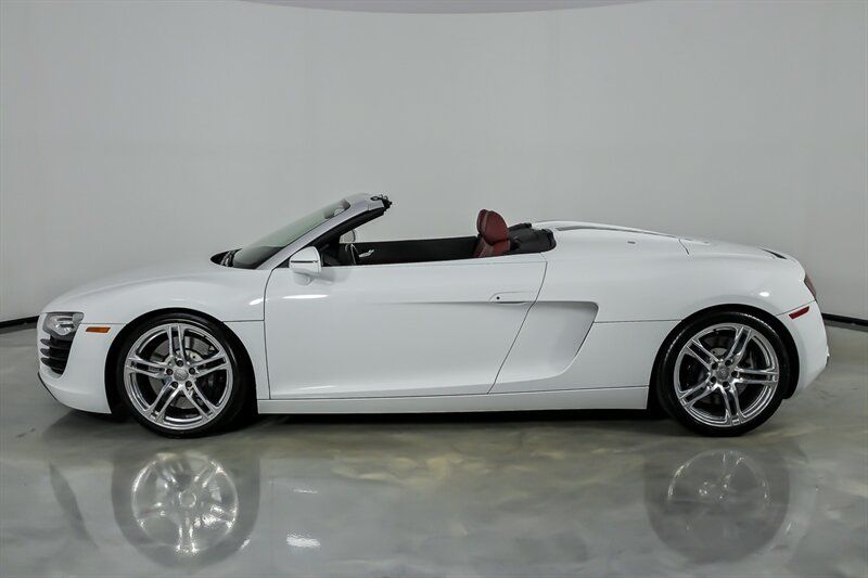 Used 2011 Audi R8 V8 AWD/4WD image 5