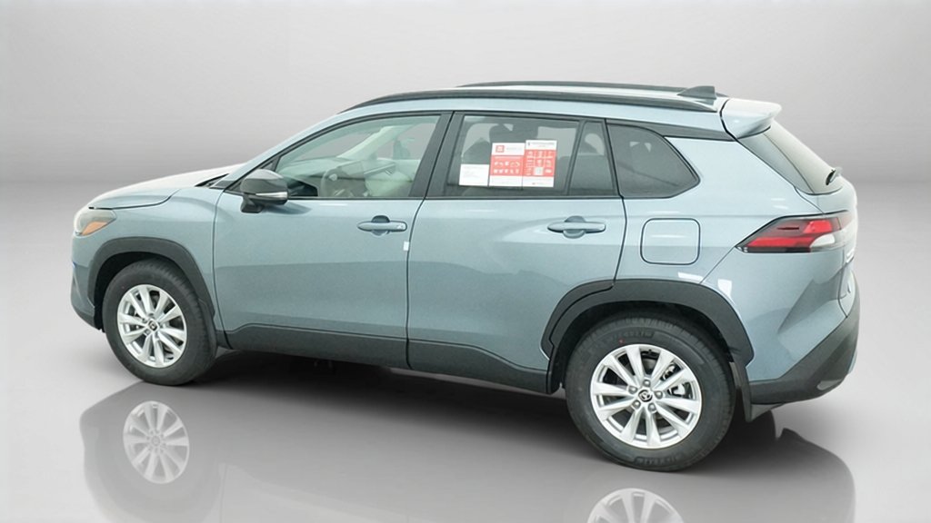 New 2026 Toyota Corolla Cross LE FWD image 7