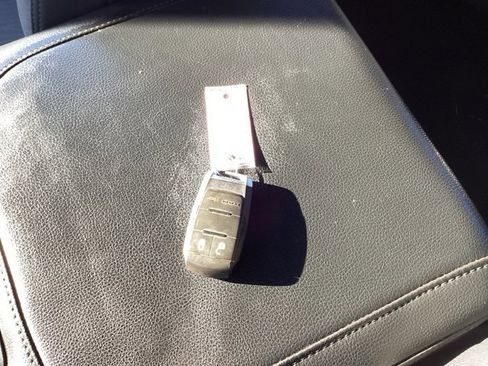 Used 2024 RAM 2500 Big Horn image 24