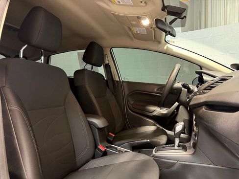 Used 2019 Ford Fiesta SE FWD image 18
