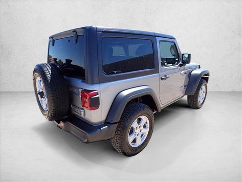 Used 2021 Jeep Wrangler Sport AWD/4WD image 4