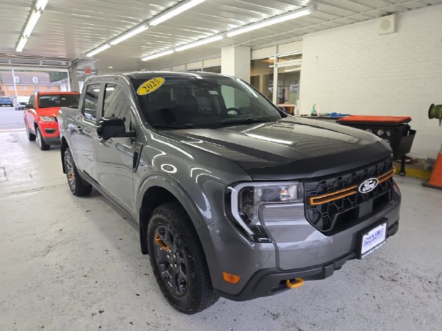 Used 2025 Ford Maverick Tremor AWD/4WD image 7