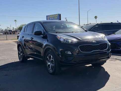 Used 2021 Kia Sportage LX image 16