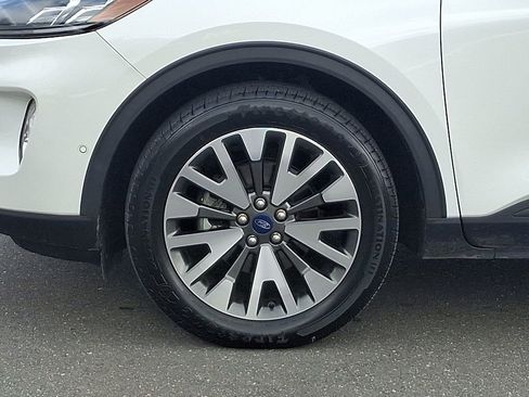 Certified 2020 Ford Escape Titanium image 8