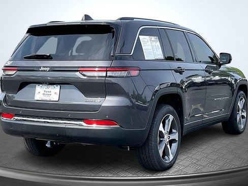 Used 2023 Jeep Grand Cherokee Limited RWD image 7
