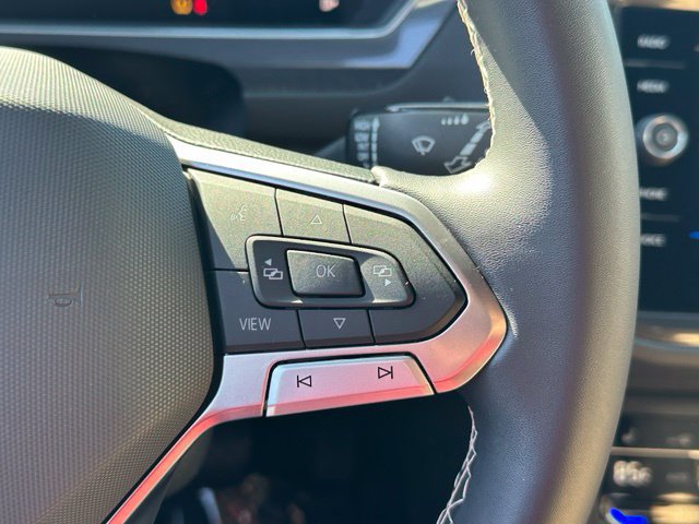 Used 2023 Volkswagen Tiguan SE AWD/4WD image 39