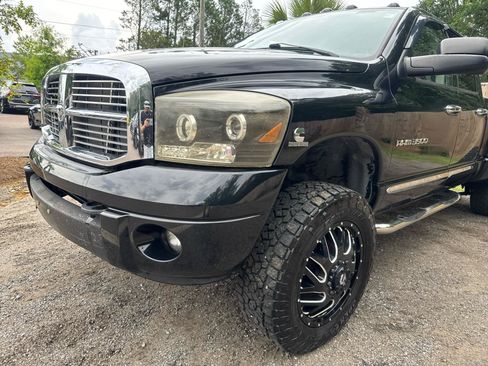 Used 2006 Dodge Ram 3500 Truck Laramie AWD/4WD image 3
