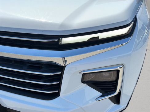 Used 2024 Chevrolet Traverse LT AWD/4WD image 11