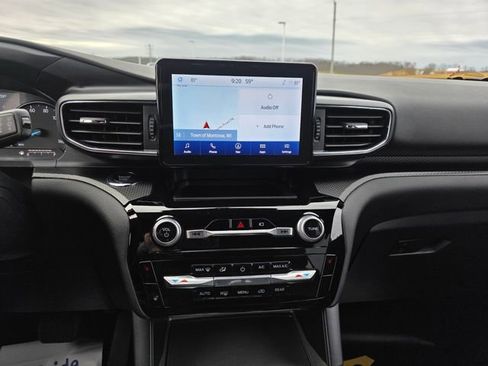Certified 2023 Ford Explorer ST-Line image 15