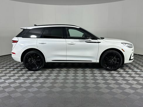 Used 2023 Lincoln Corsair Reserve w/ Equipment Group 201A image 19