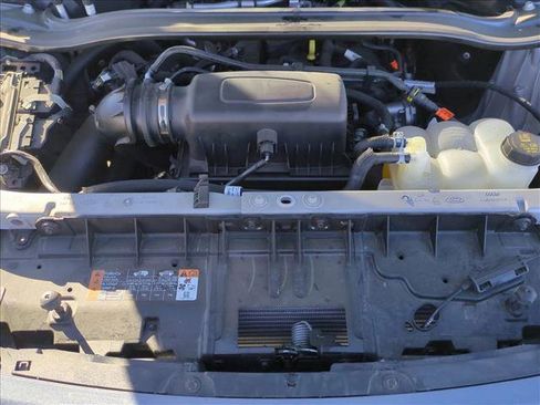 Used 2023 Ford Explorer XLT w/ Equipment Group 202A image 23