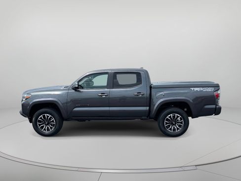 Used 2021 Toyota Tacoma TRD Sport w/ Technology Package AWD/4WD image 7