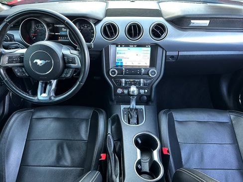 Used 2019 Ford Mustang Premium image 13