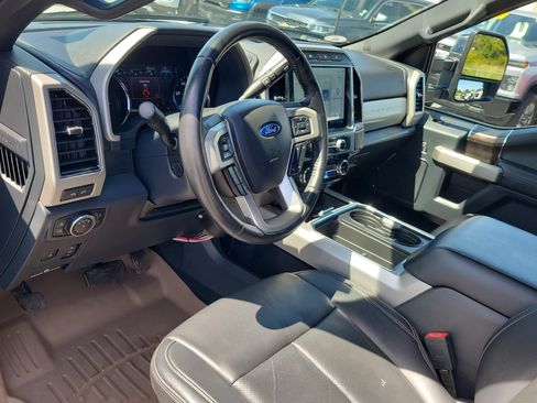 Used 2022 Ford F250 Lariat w/ Lariat Ultimate Package AWD/4WD image 20