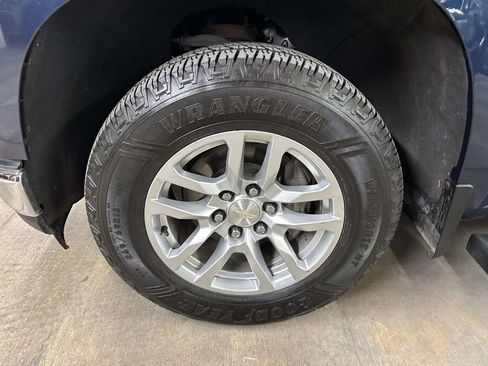 Used 2019 Chevrolet Silverado 1500 LT w/ All-Star Edition AWD/4WD image 10