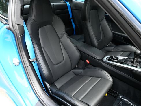 Used 2024 Porsche 911 Carrera S w/ Sportdesign Package RWD image 44