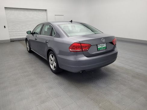 Used 2015 Volkswagen Passat 1.8T Limited Edition image 5