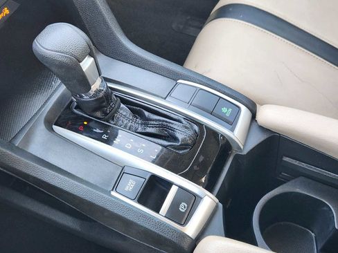 Used 2018 Honda Civic EX image 20