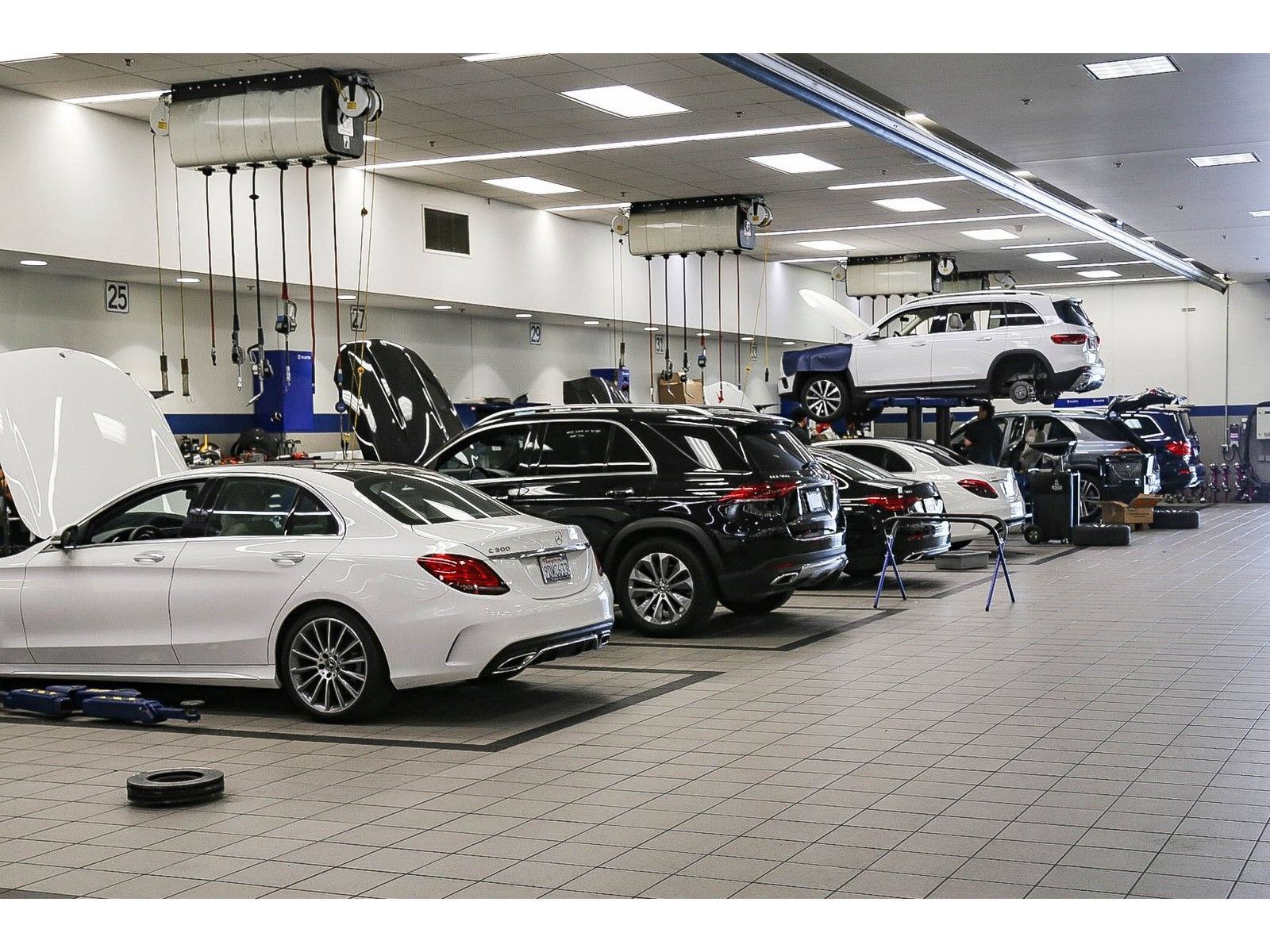 Used 2024 Mercedes-Benz EQE 350+ 4MATIC Sedan image 37