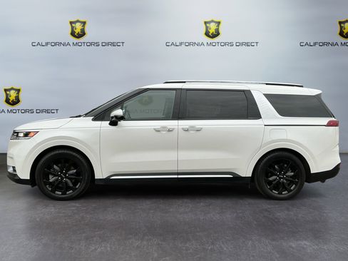 Used 2022 Kia Carnival SX Prestige image 8