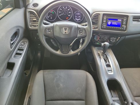 Used 2019 Honda HR-V LX image 15
