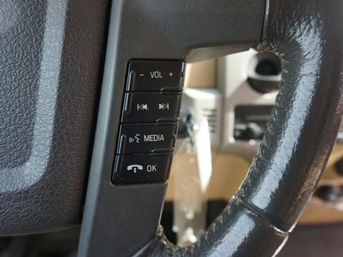 Used 2011 Ford F150 Lariat RWD image 8