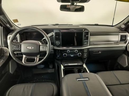 Used 2025 Ford F350 Platinum image 40
