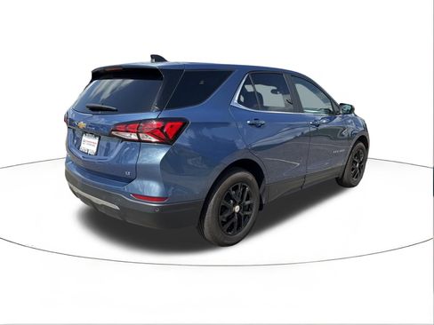 Used 2024 Chevrolet Equinox LT w/ LPO, Floor Liner Package FWD image 3