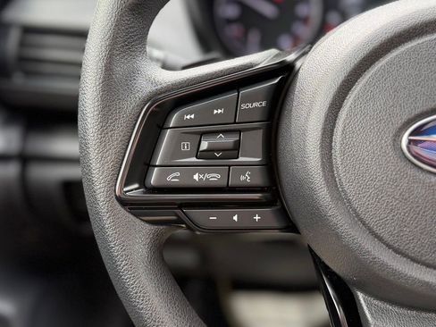 Used 2024 Subaru Crosstrek 2.0i Premium image 10