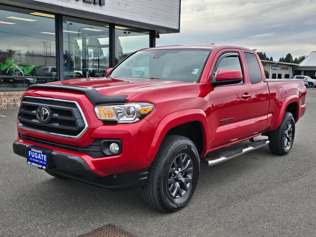 Used 2021 Toyota Tacoma SR5 AWD/4WD image 2
