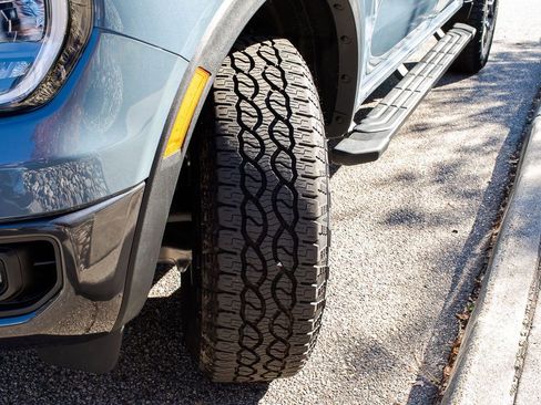 Used 2025 Ford Ranger XLT w/ FX4 Off-Road Package image 9