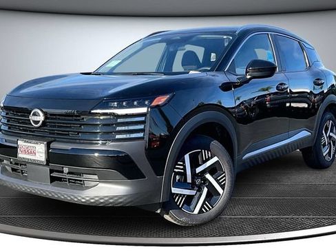 New 2026 Nissan Kicks SV FWD image 2