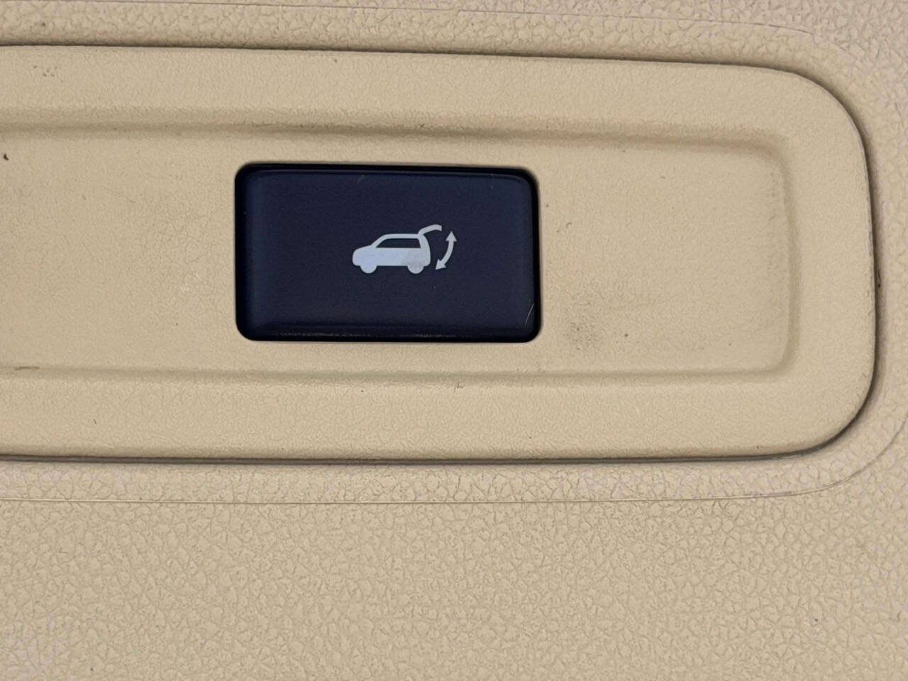 Used 2012 INFINITI FX35 2WD w/ Premium Pkg image 8