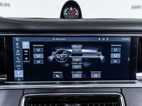 Used 2020 Porsche Panamera Base image 30