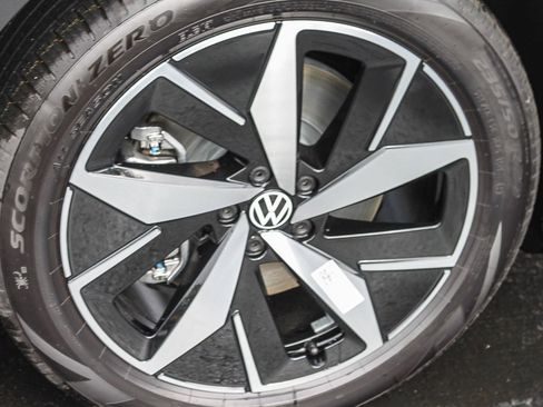 New 2026 Volkswagen ID.4 Pro S RWD image 12