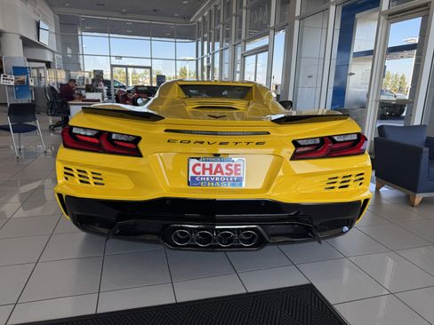 New 2026 Chevrolet Corvette Z06 w/ Stealth Interior Trim Package RWD image 4
