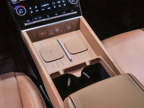 Certified 2024 Hyundai Santa Fe Limited image 20