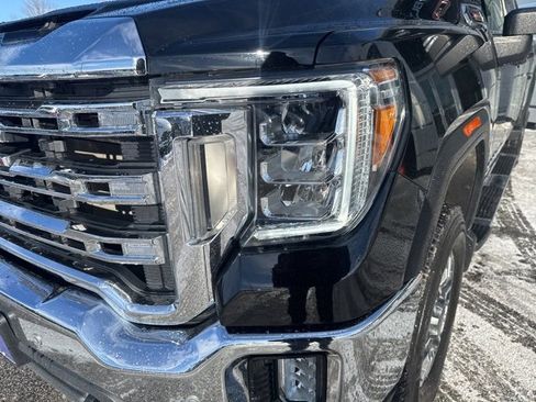 Used 2021 GMC Sierra 2500 SLE w/ SLE Value Package; image 15