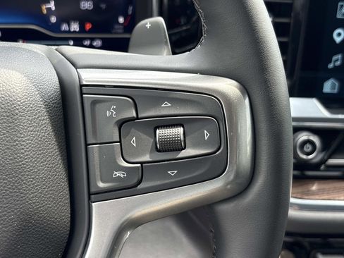 Used 2024 Chevrolet Silverado 1500 LT Trail Boss w/ Convenience Package II AWD/4WD image 21