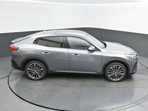New 2026 BMW X2 xDrive28i image 39