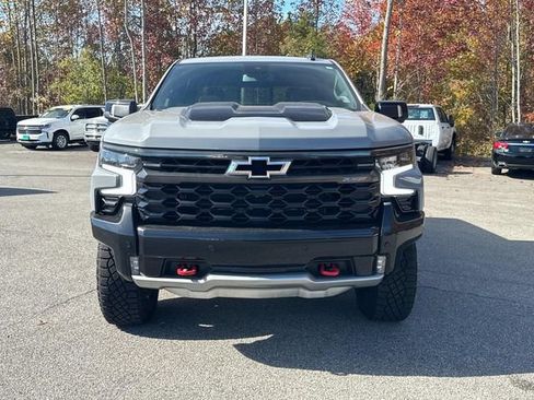 Certified 2025 Chevrolet Silverado 1500 ZR2 image 9