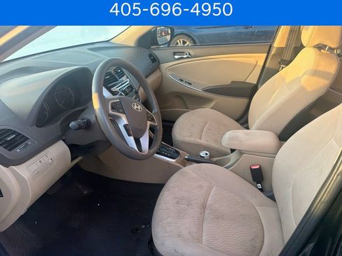 Used 2014 Hyundai Accent GLS w/ Option Group 2 FWD image 6