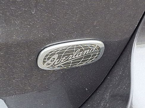 Used 2020 Jeep Grand Cherokee Overland AWD/4WD image 13