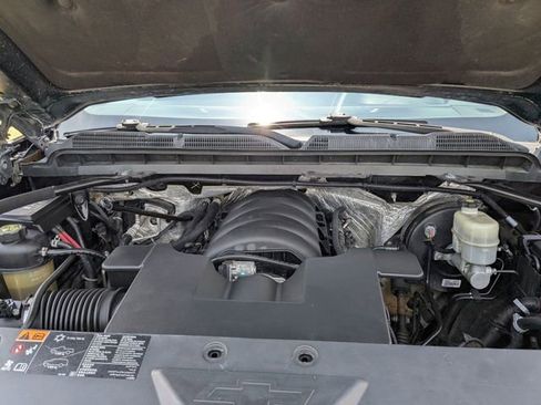 Used 2016 Chevrolet Silverado 1500 LT AWD/4WD image 38