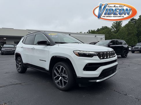 Used 2025 Jeep Compass Limited w/ Elite Group AWD/4WD image 1